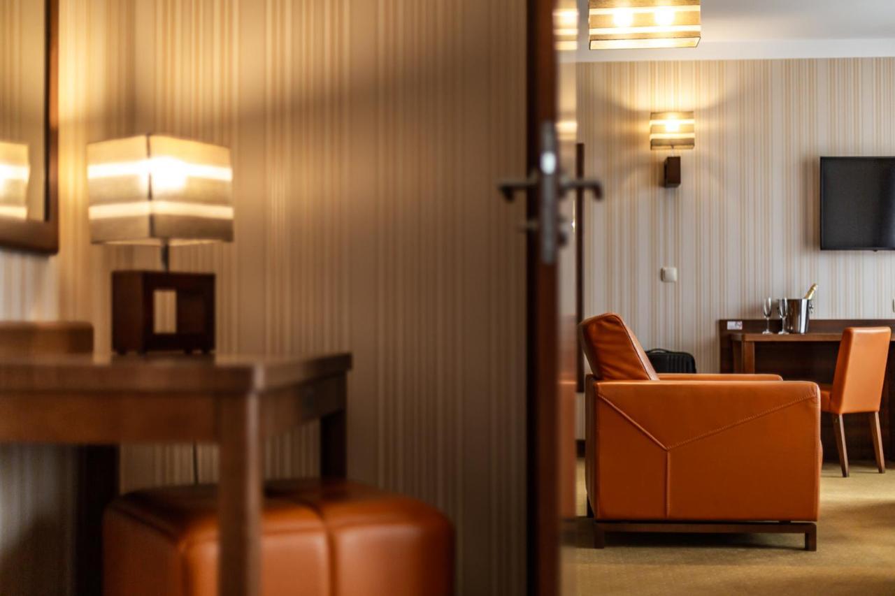Dworek Morski Spa & Wellness Mielno  Bagian luar foto