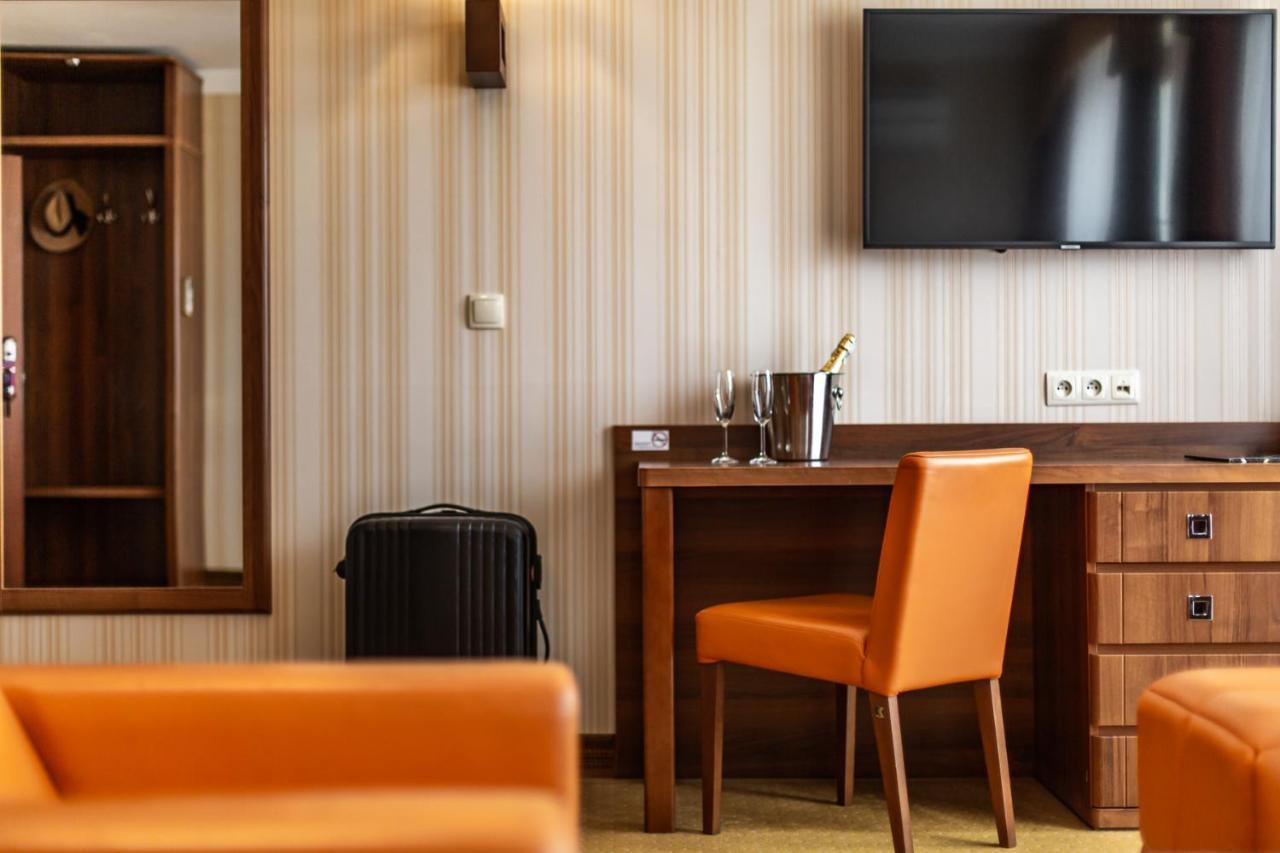 Dworek Morski Spa & Wellness Mielno  Bagian luar foto