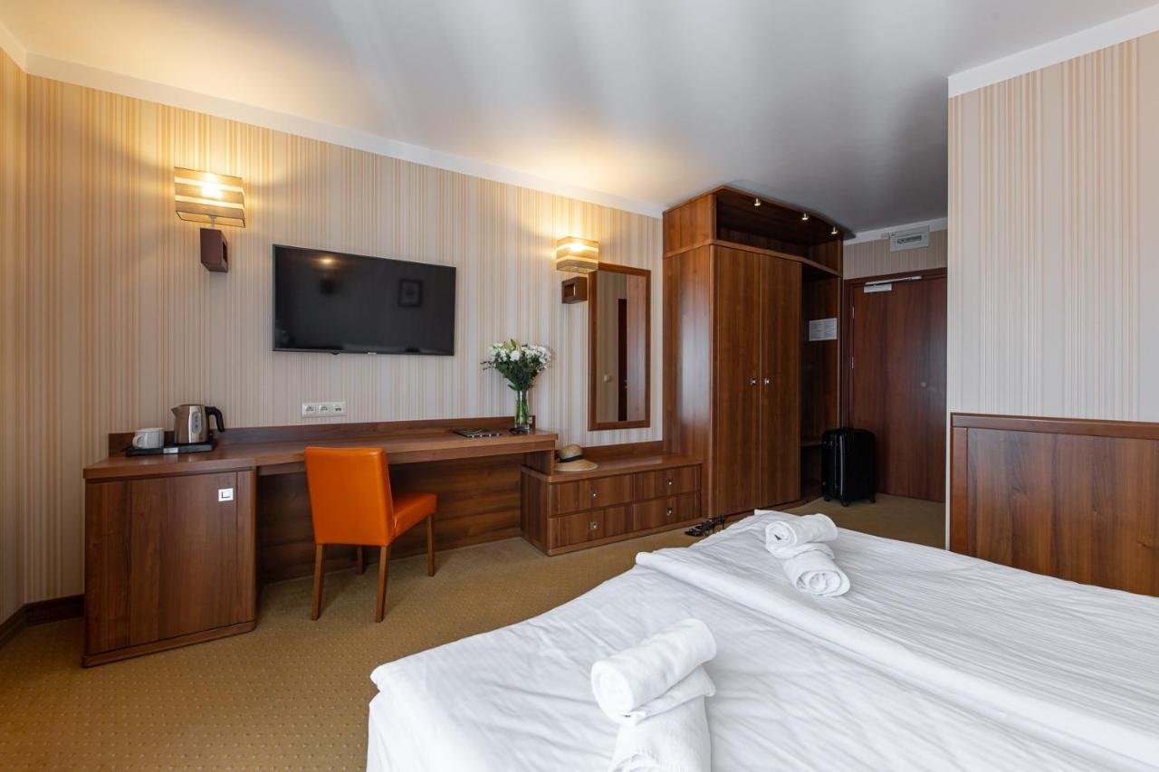 Dworek Morski Spa & Wellness Mielno  Bagian luar foto