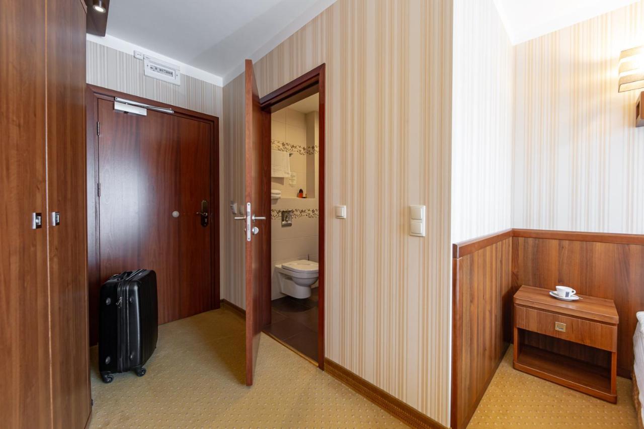 Dworek Morski Spa & Wellness Mielno  Bagian luar foto