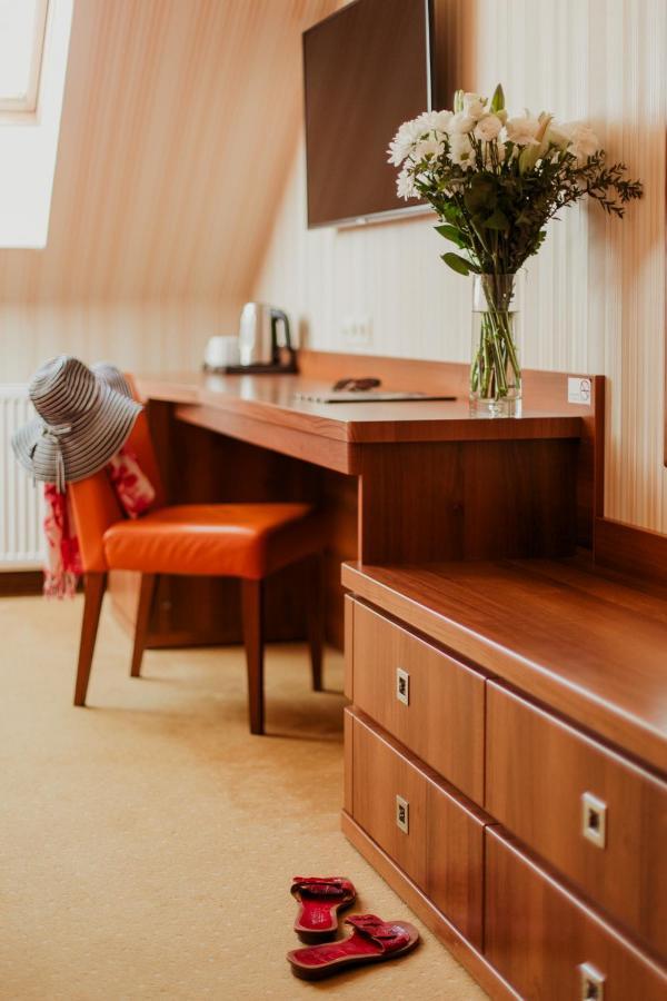 Dworek Morski Spa & Wellness Mielno  Bagian luar foto